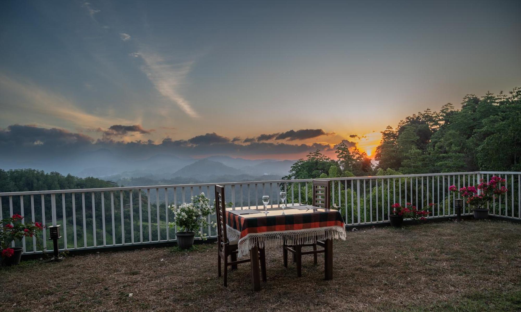 Sky Lodge Канди Экстерьер фото