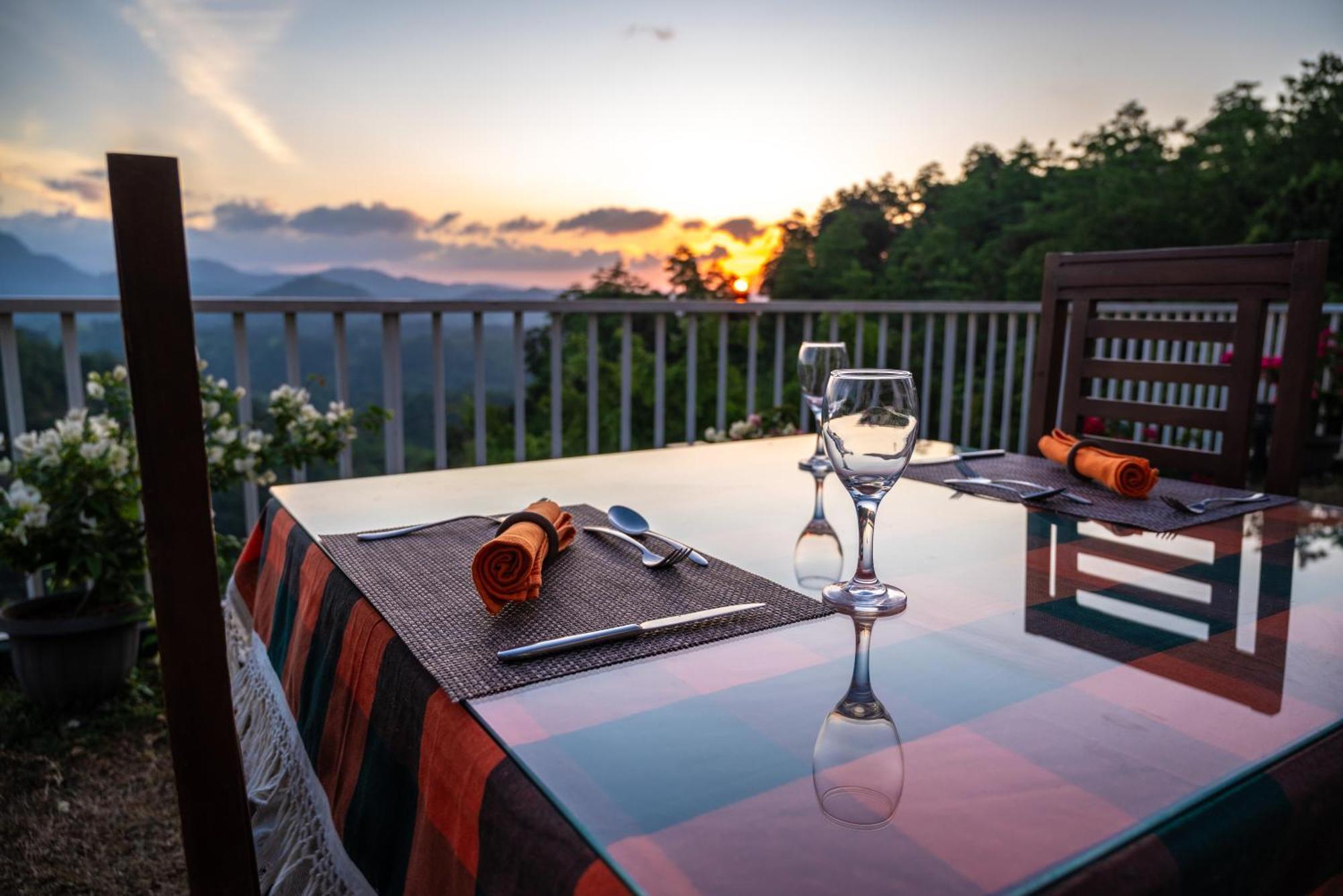 Sky Lodge Канди Экстерьер фото