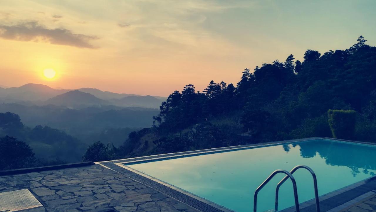 Sky Lodge Канди Экстерьер фото